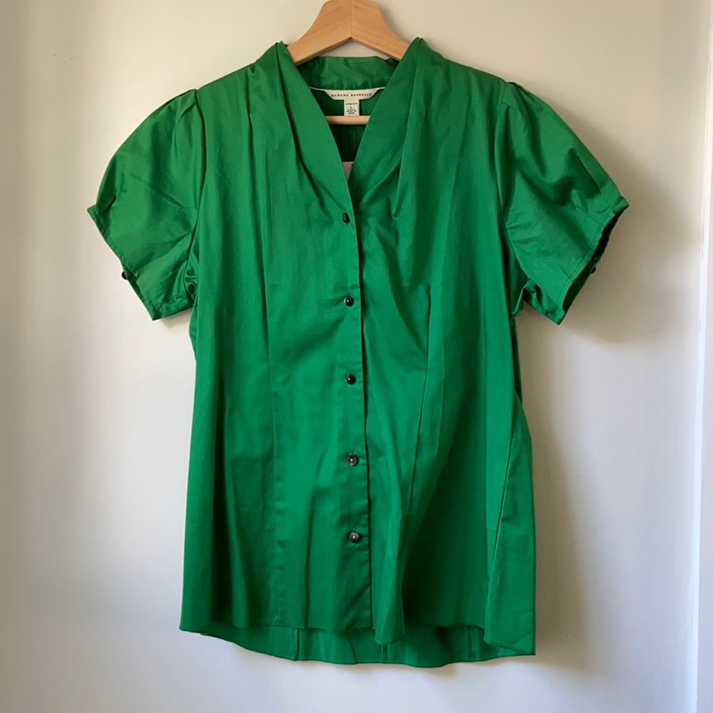 Banana Republic green blouse